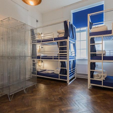 The Bristol Wing Hostel Екстериор снимка