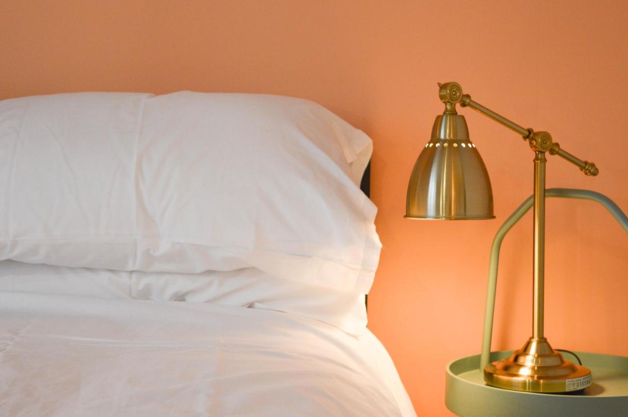 The Bristol Wing Hostel Екстериор снимка