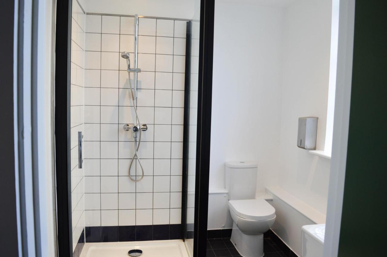 The Bristol Wing Hostel Екстериор снимка