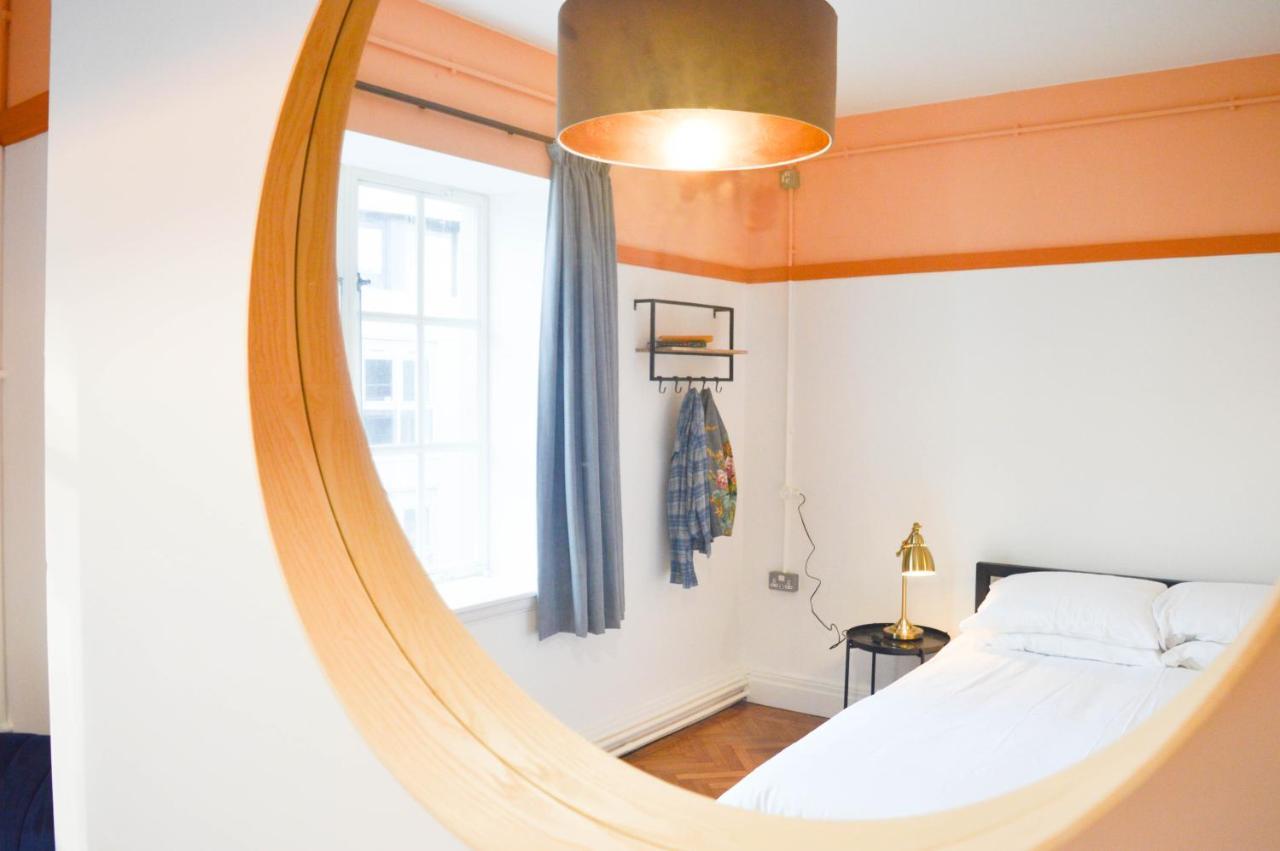 The Bristol Wing Hostel Екстериор снимка